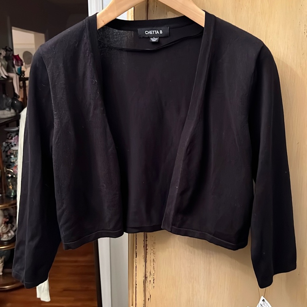 Black bolero top never worn/tags
